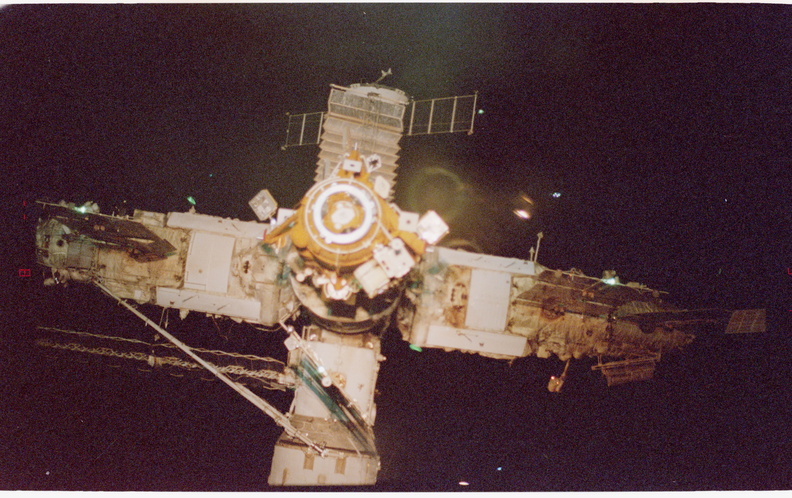 STS081-375-002.jpg