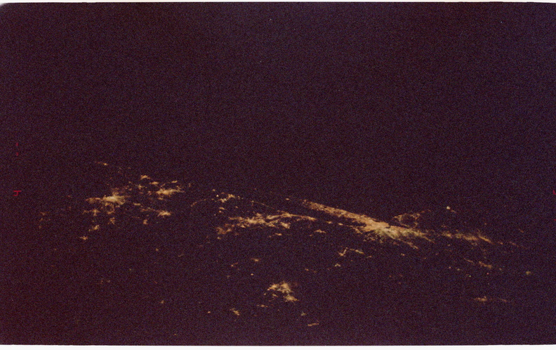 STS081-376-017.jpg