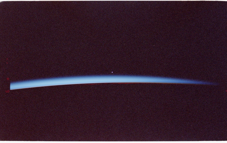 STS081-376-022.jpg