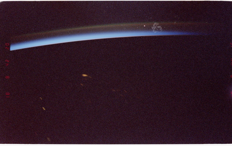 STS081-377-008.jpg