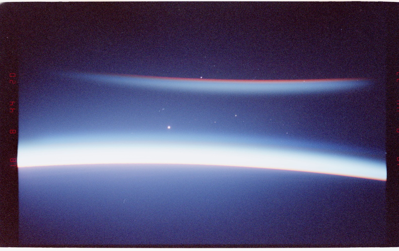 STS081-377-010.jpg