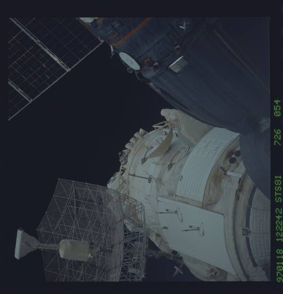 STS081-726-054.jpg