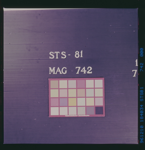 STS081-742-000.jpg