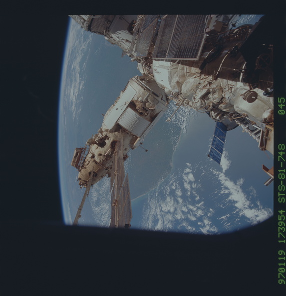 STS081-748-045.jpg