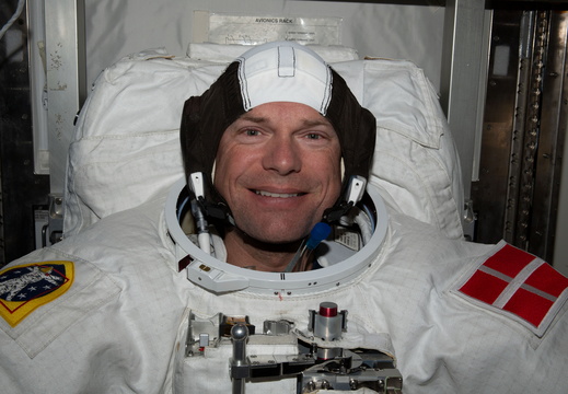 astronaut-andreas-mogensen-tries-on-his-spacesuit 53252837222 o