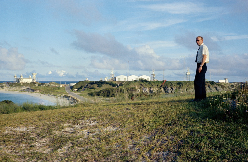 S68-37976.jpg