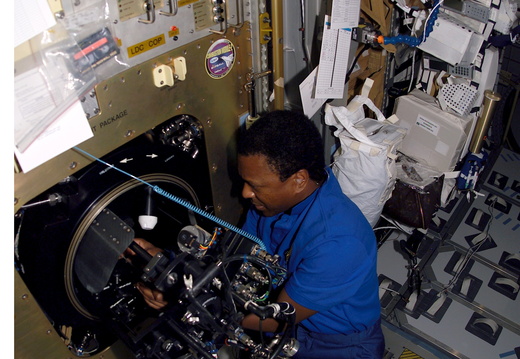 STS107-E-05208