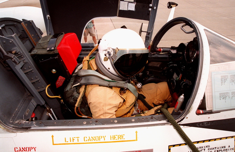 KSC-98PC-0940.jpg