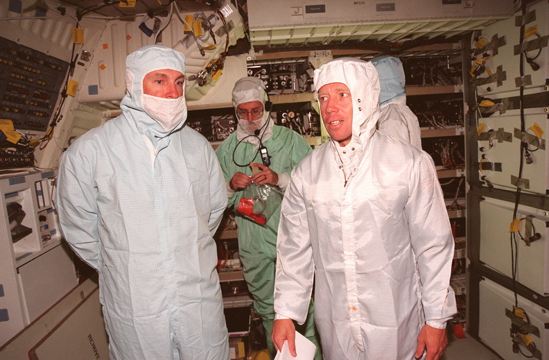KSC-98PC-1013.jpg