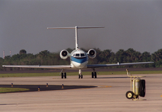 SHUTTLE TRAINING AIRCRAFT