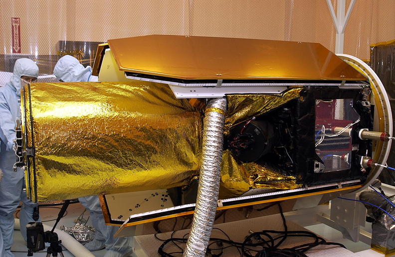KSC-03PD-0483.jpg