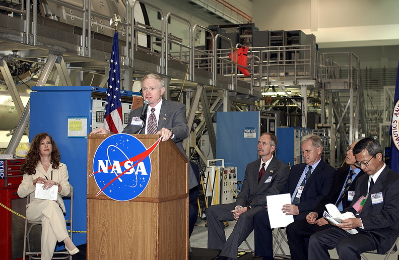 KSC-03PD-1972.jpg