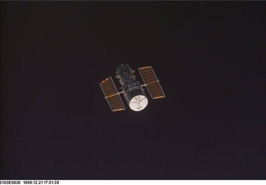 STS103-E-5030