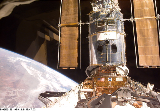 STS103-E-5159