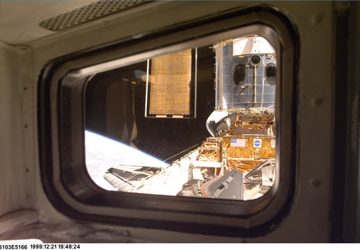 STS103-E-5166
