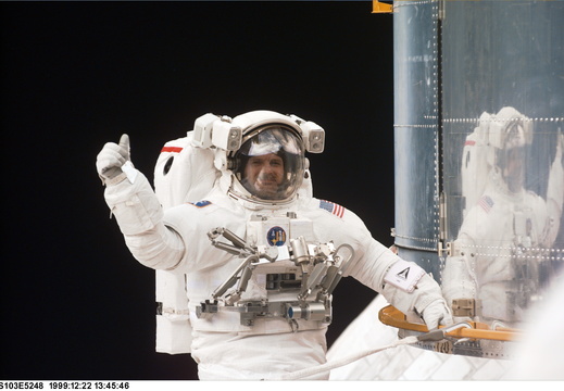 STS103-E-5248
