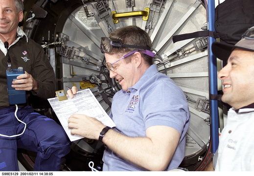STS98-E-5129