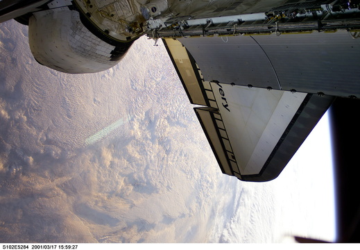 STS102-E-5284