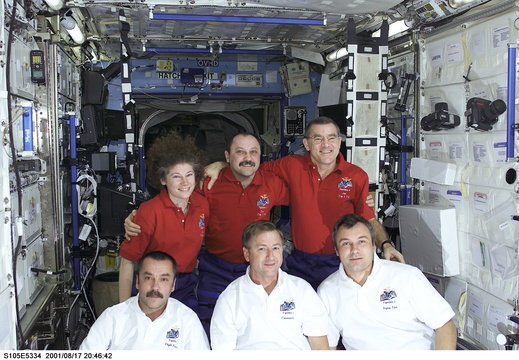 STS105-E-5334