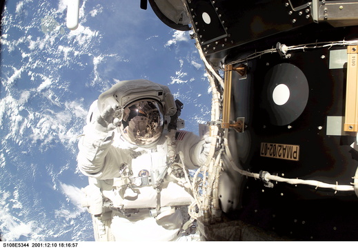 STS108-E-5344