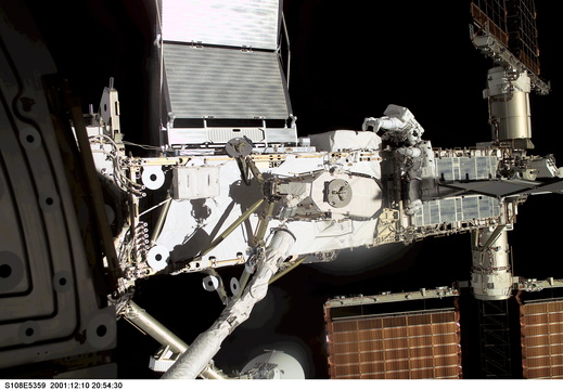 STS108-E-5359