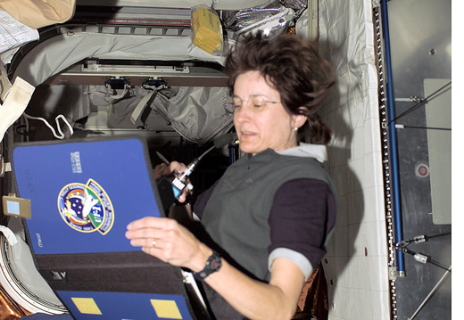 STS108-E-5417