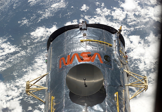 STS109-E-5048