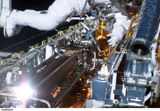 STS109-E-5253