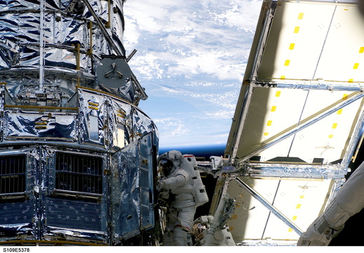 STS109-E-5378