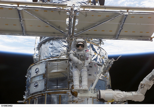 STS109-E-5462