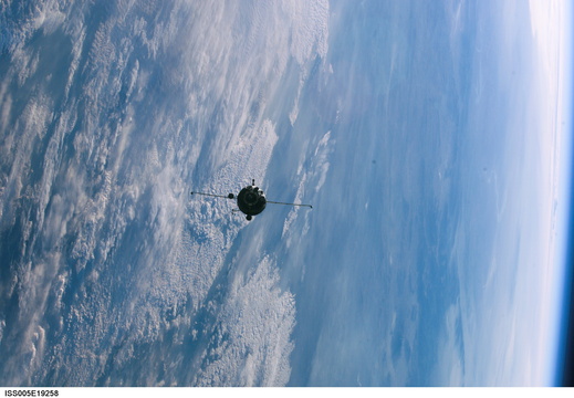 SOYUZ TMA-1