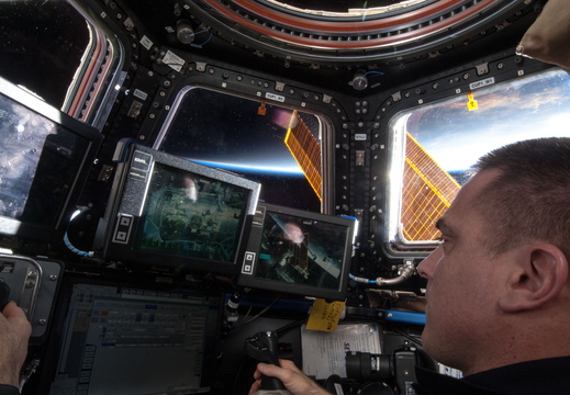 NASA astronaut Chris Cassidy - 9473505718 511514c0ca o