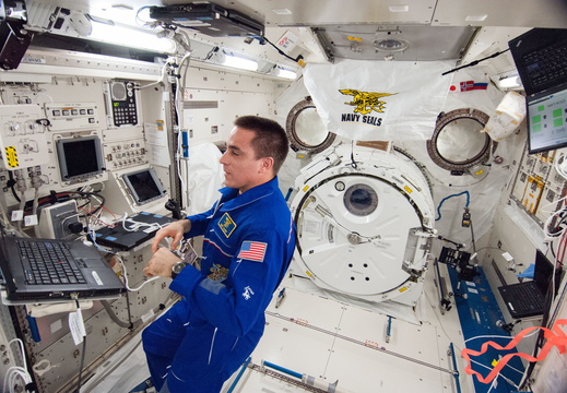Astronaut Chris Cassidy in Kibo Lab - 9425642172 7736546736 o