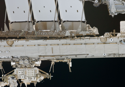 STS134-E-06714