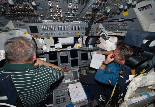 STS134-E-06899