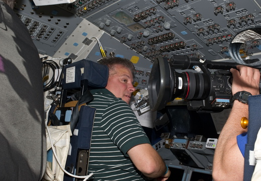 STS134-E-07058
