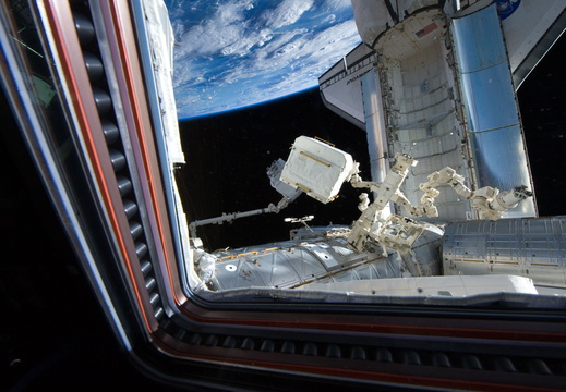 STS134-E-07460