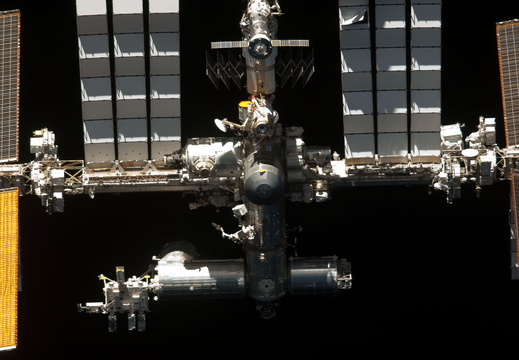 STS134-E-11612