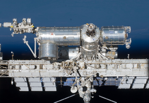 STS134-E-10585