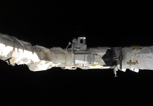 STS134-E-06472