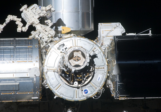 STS134-E-10515
