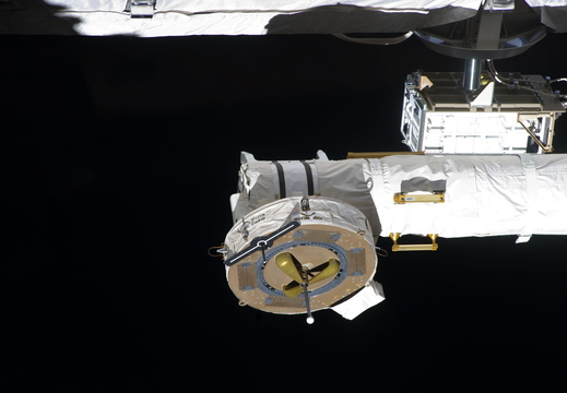 STS134-E-11228