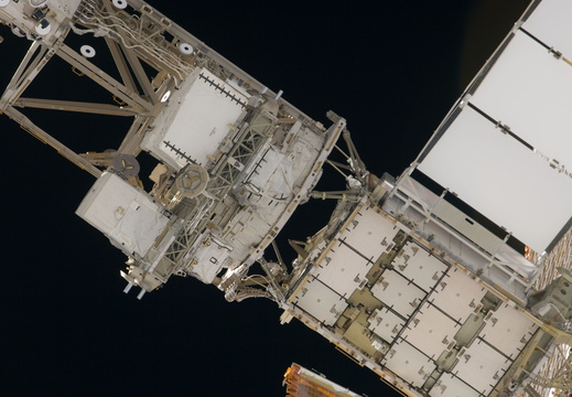 STS134-E-06741