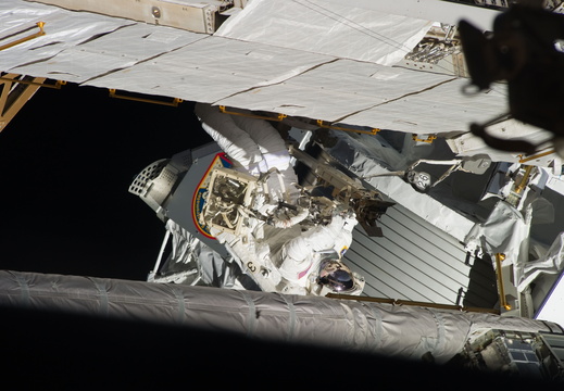 STS134-E-09625