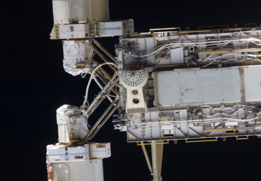 STS134-E-10183
