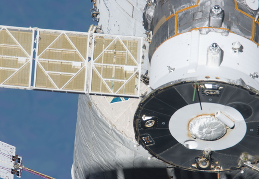 STS134-E-10625