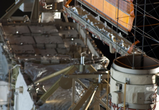 STS134-E-11937