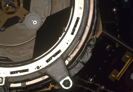 STS134-E-06826