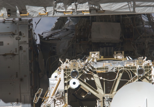 STS134-E-10700