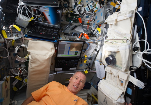 STS134-E-06866